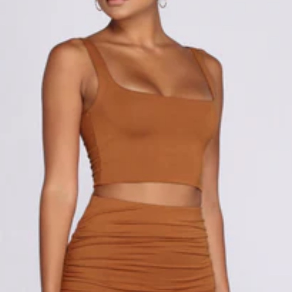 Copper Crop Top new with tags. Size small